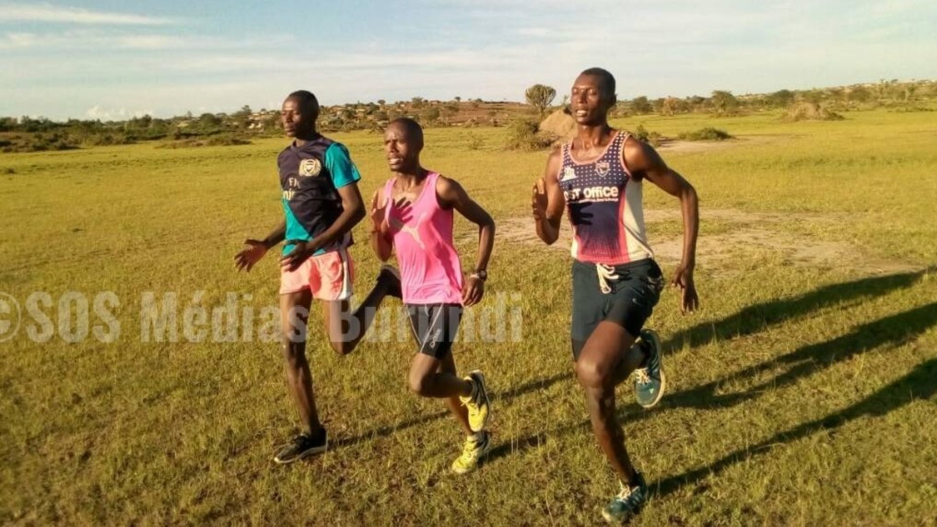 Nakivale (Ouganda) : des Jeunes athlètes, réfugiés burundais au camp demandent un sponsor pour ne pas rater des compétitions en Ouganda