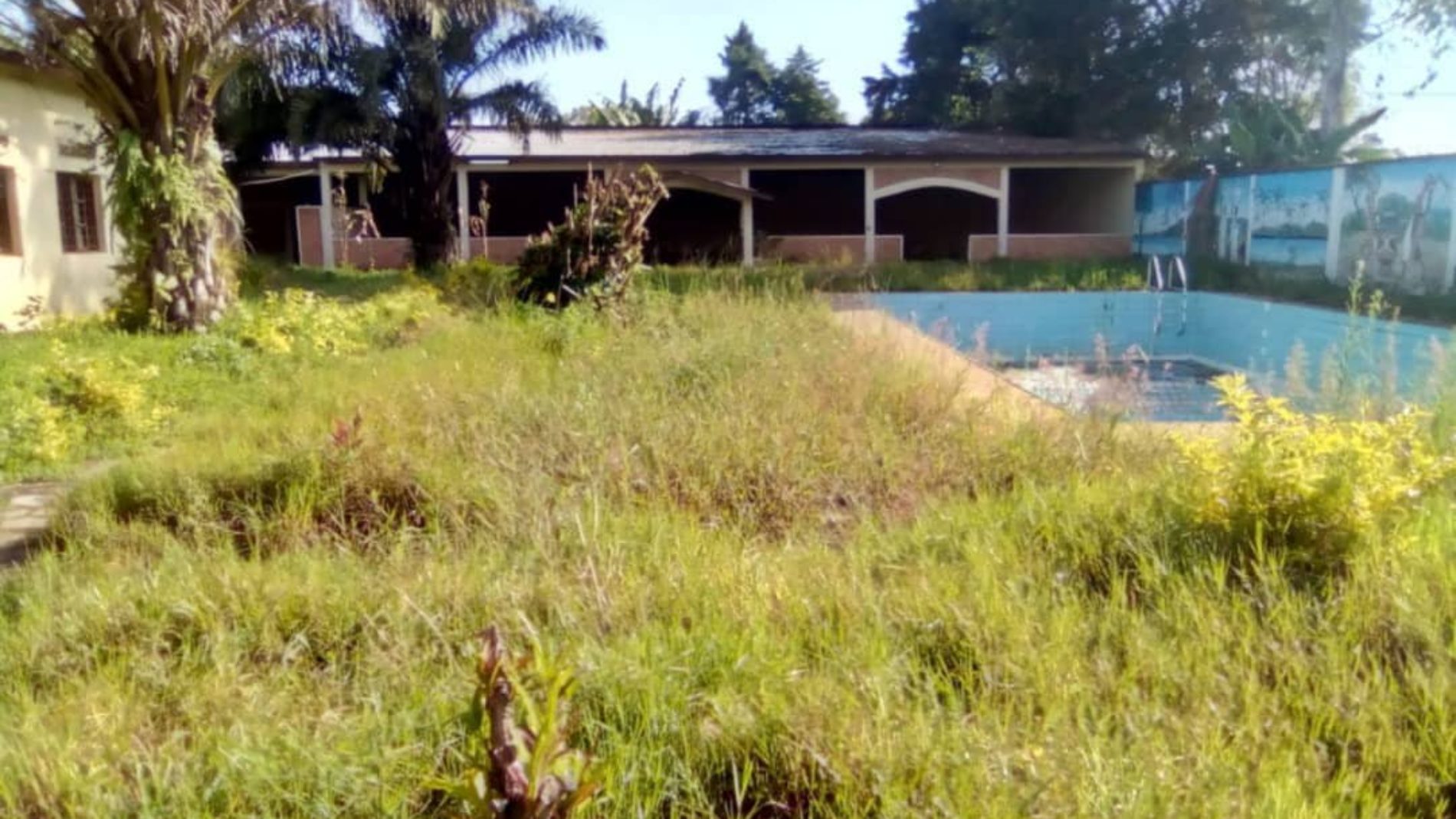 PHOTO DE LA SEMAINE – Les infrastructures de La Maison Shalom en déliquescence