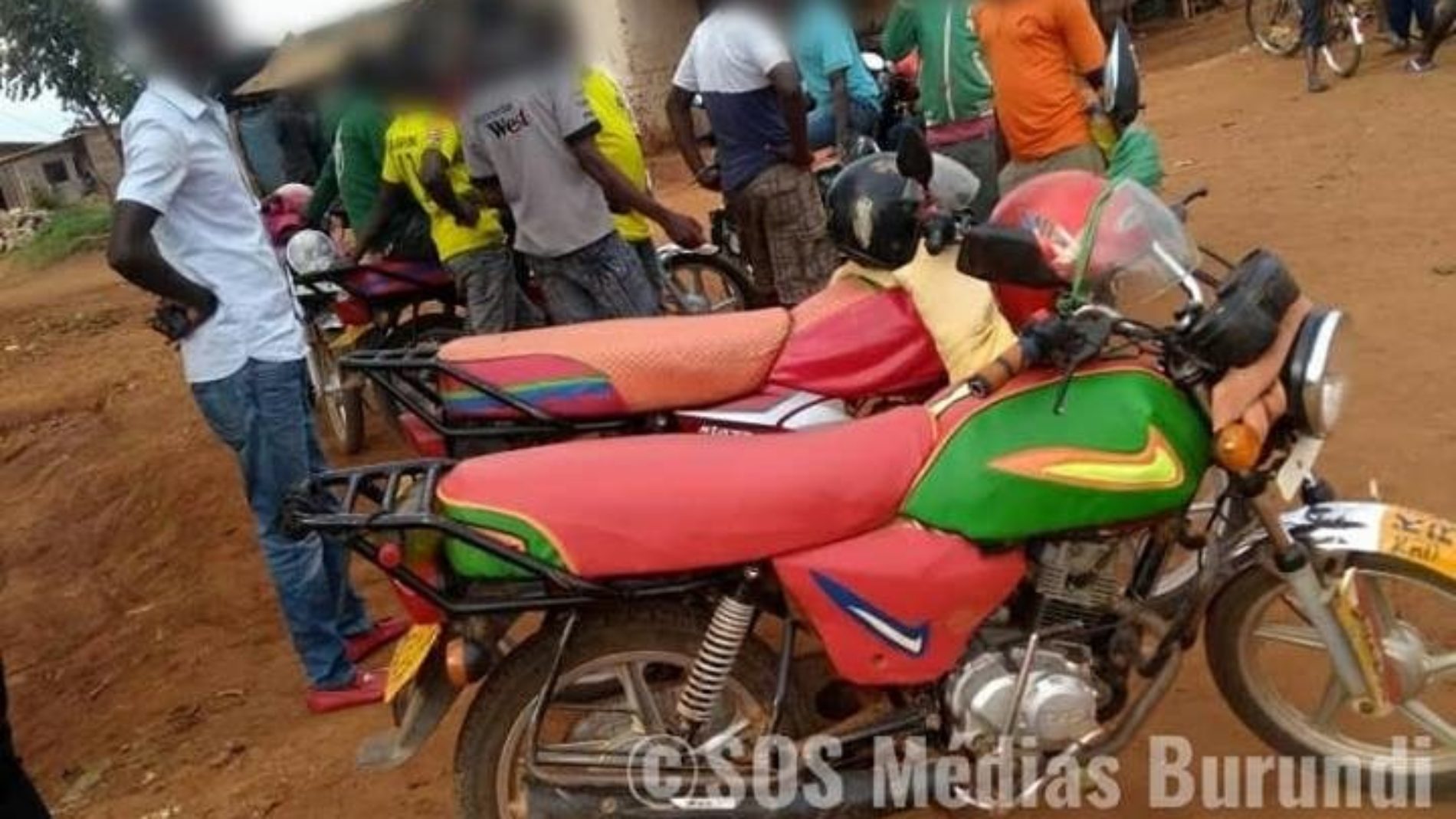 Muyinga : interdictions aux conducteurs de taxi motos et vélos de déplacer les membres du parti CNL