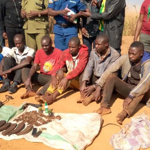 Les polices tanzanienne et burundaise disent avoir démantelé un groupe de  criminels se faisant passer pour des réfugiés