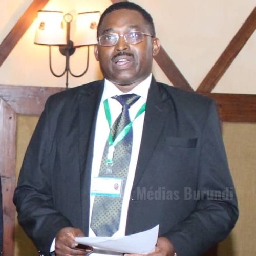 Burundi : Anicet Niyonkuru, l&rsquo;ancien porte-parole du Cnared rentre au Burundi en catimini