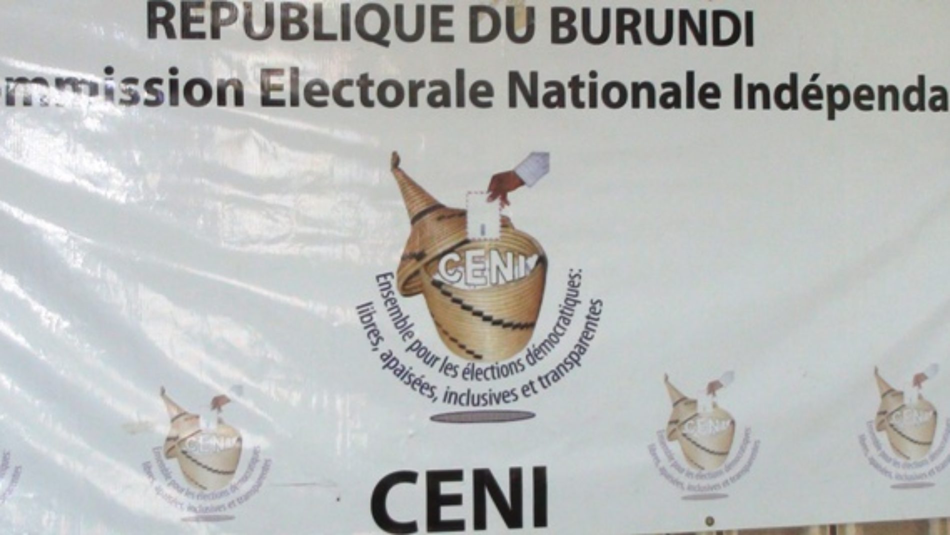 Certaines candidatures aux législatives rejetées