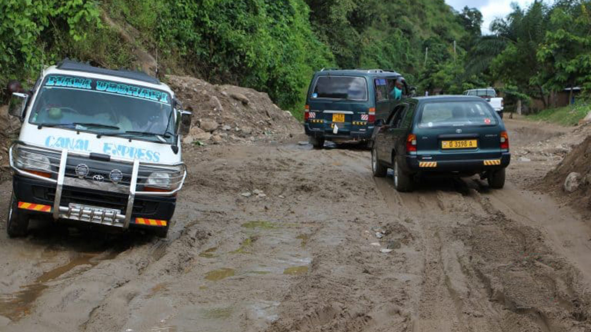 Rumonge: Plaintes des usagers de la route Bujumbura-Rumonge endommagée