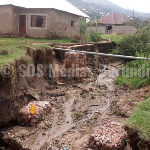 Kamenge (Bujumbura Mairie): une rivière menace des constructions de la zone de Kamenge