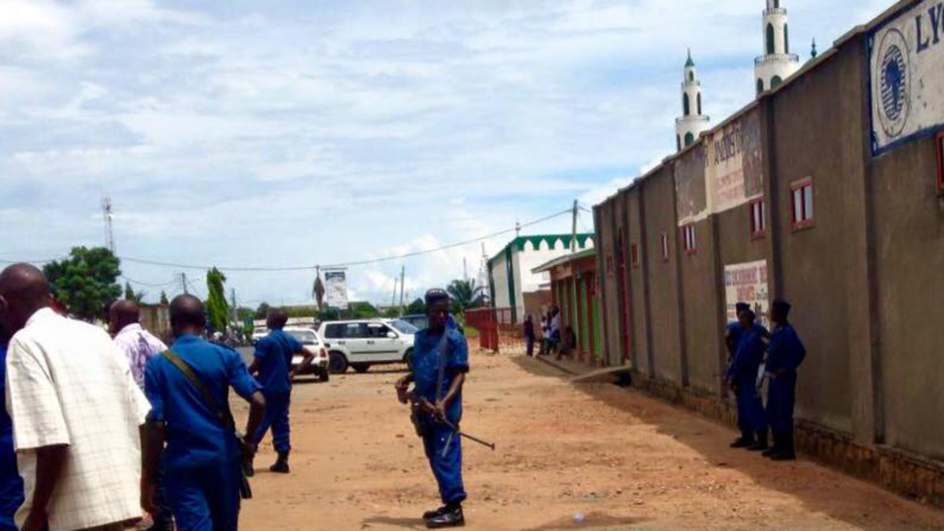 Nyakabiga (Bujumbura) : la police rackette les personnes interpellées lors d&rsquo;une rafle (témoignages)