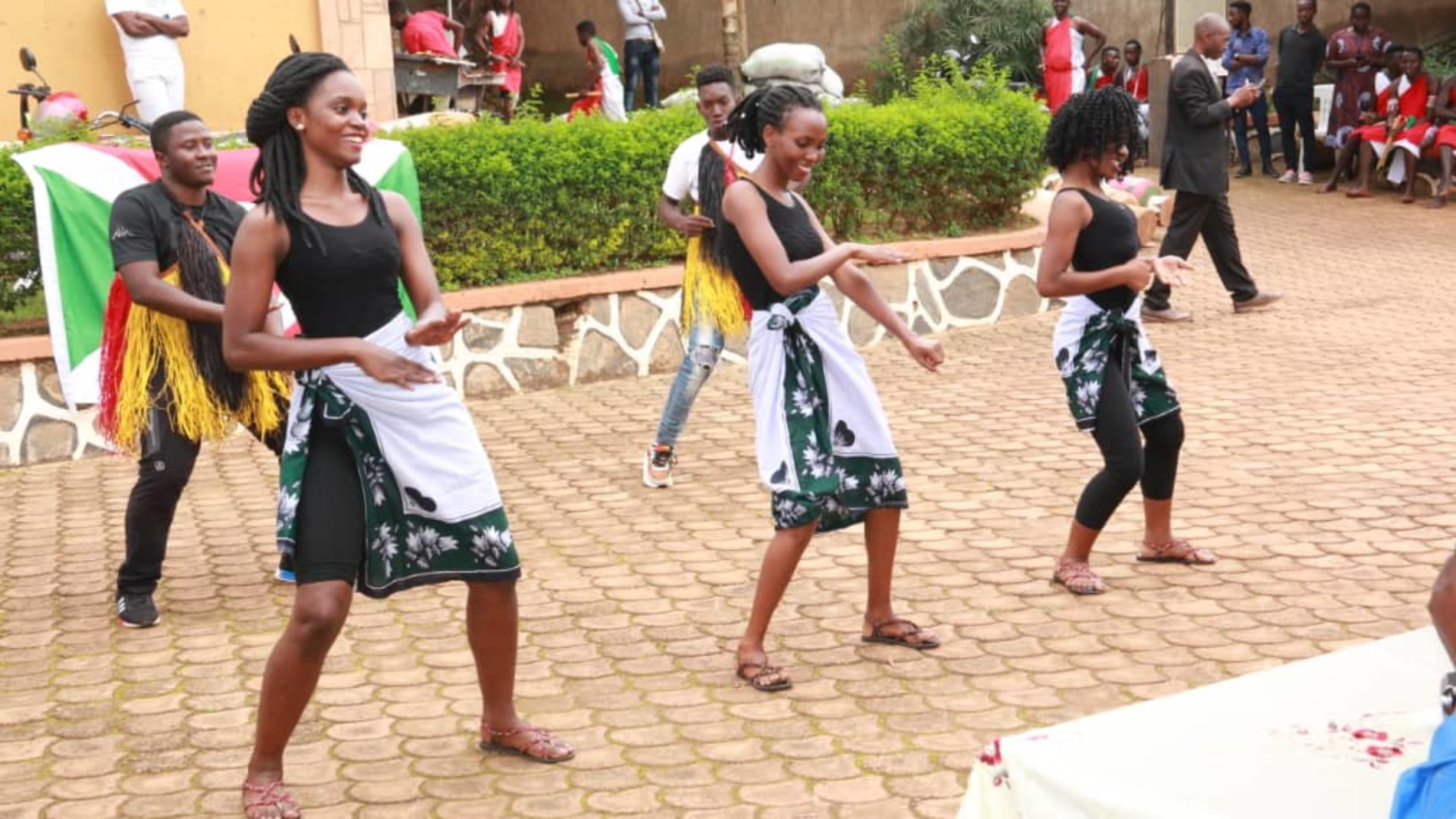 KAMPALA : Collecte d’habits pour des réfugiés burundais démunis