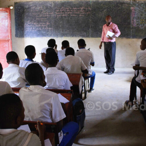 Le président national du syndicat des enseignants SEPEDUC interpellé  à Ndava