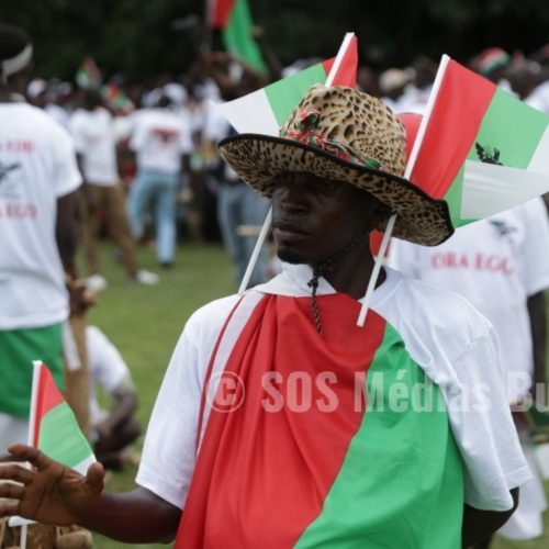 Rugombo : des Imbonerakure paradent