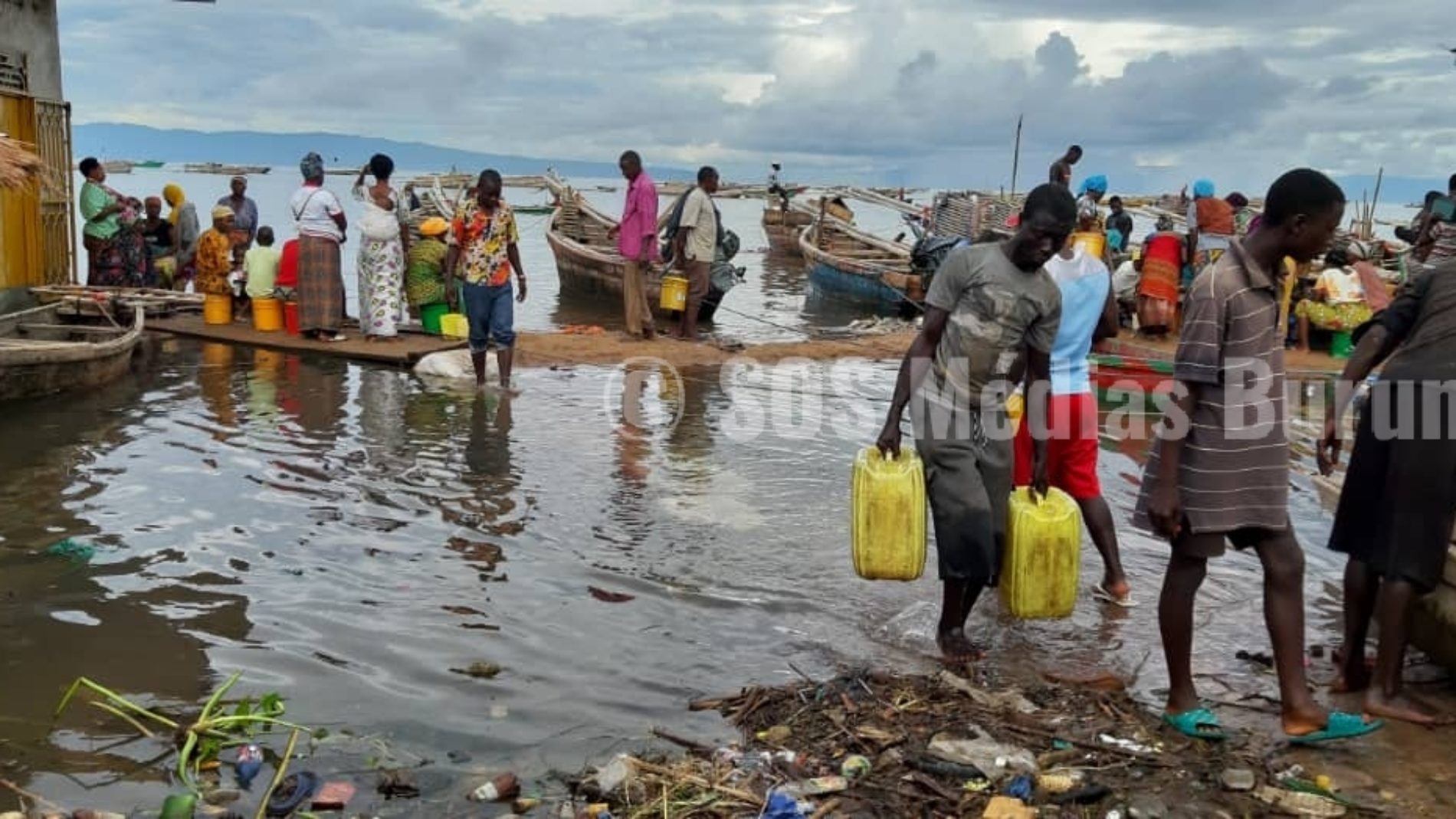 Photo de la semaine : le lac Tanganyika déborde et cause des déménagements