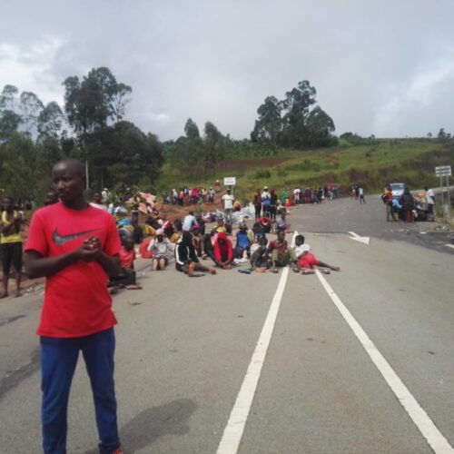 Makamba : 150 Burundais bloqués sur la frontière