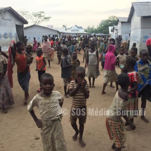 Photo de la semaine : plus de 2500 Burundais demandent d&rsquo;être transférés dans un camp de réfugiés