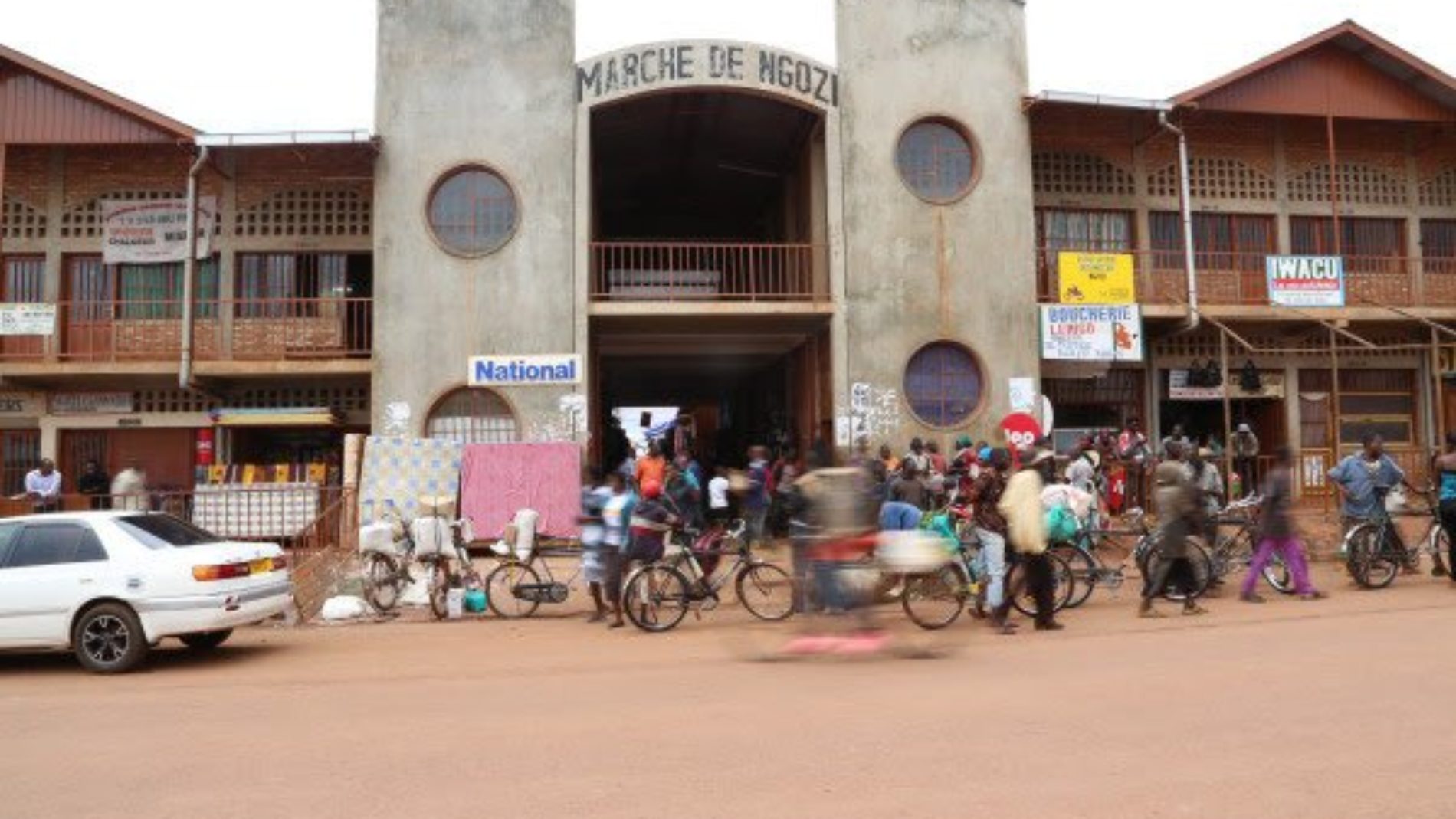 Ngozi : les commerçants de ciment fixent leur propre prix