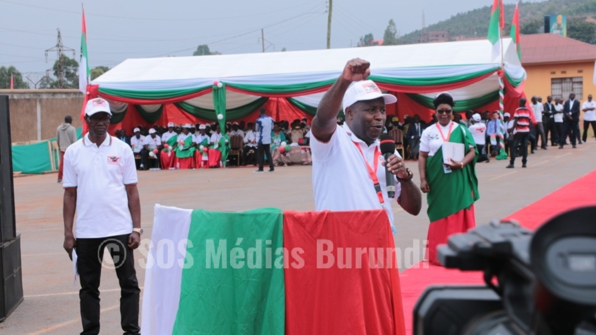 Burundi : le président Ndayishimiye appelle les Imbonerakure à être plus virulents