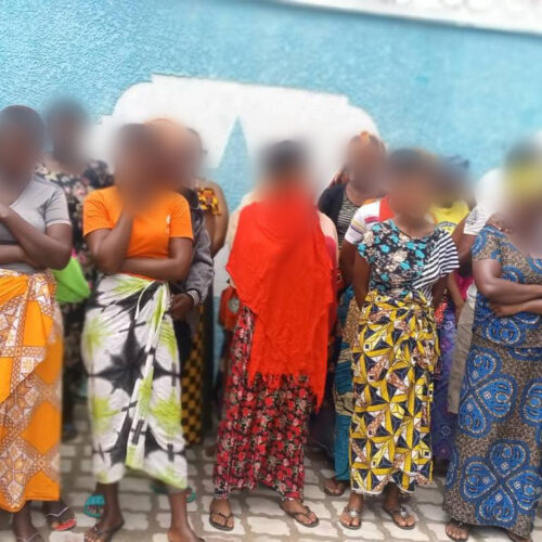 Burundi : une centaine de femmes sur le point d’être vendues. La police intervient.