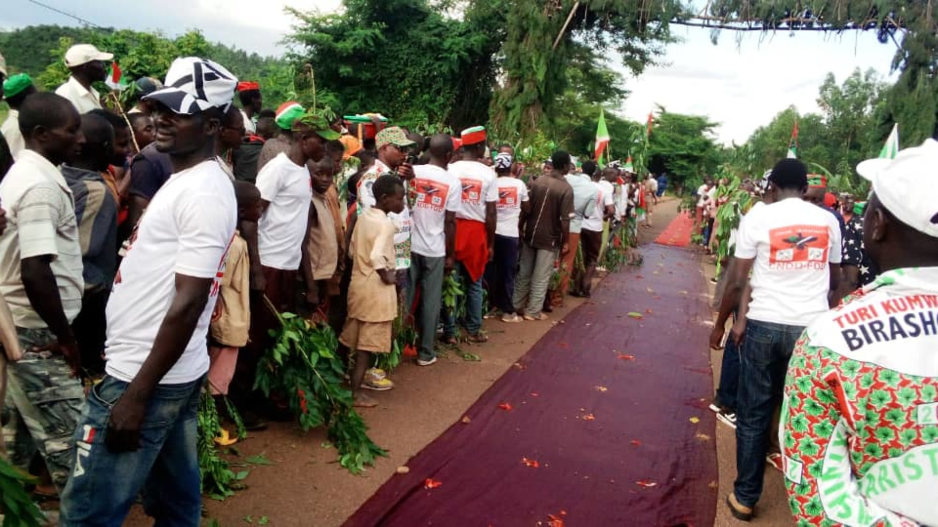 Makamba : le patron du CNDD-FDD visite sa province, les activités sont paralysées