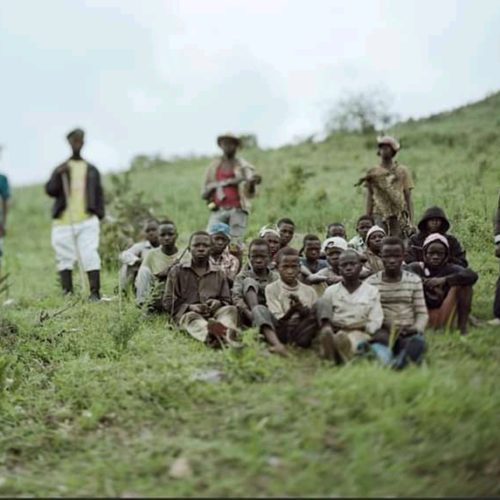 Ituri (RDC) : enrôlement des enfants dans des groupes armés à Irumu, une ONG locale lance l&rsquo;alerte