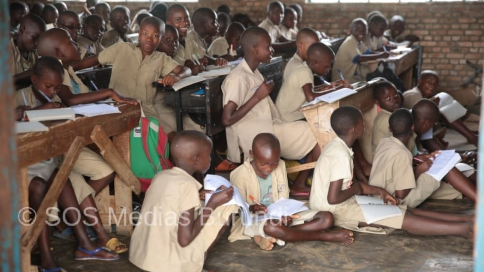Photo de la semaine : surnombre dans les salles de classe