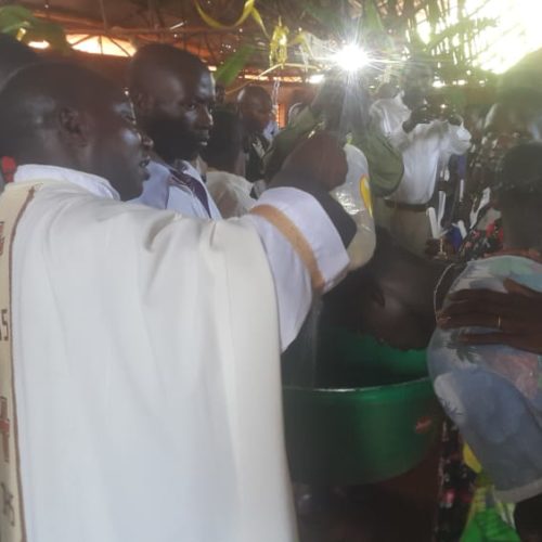 Nduta (Tanzanie) : plus de 50 couples concubins ont régularisé leur union