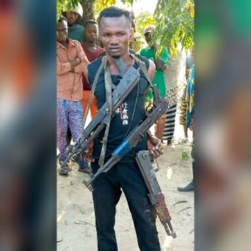 Fizi (RDC) : trois individus dont deux Burundais surpris avec des armes