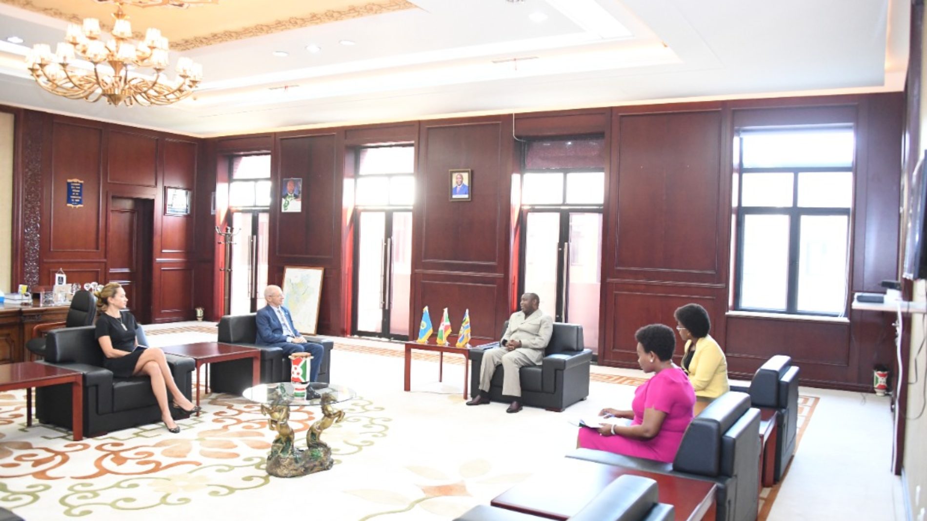 Burundi : l&rsquo;UE veut suspendre les sanctions, des ONGs posent des conditions