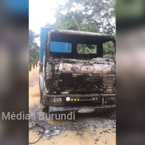 Ituri (Est RDC) : un chauffeur blessé, plusieurs passagers enlevés et quatre véhicules brûlés dans une embuscade des ADF