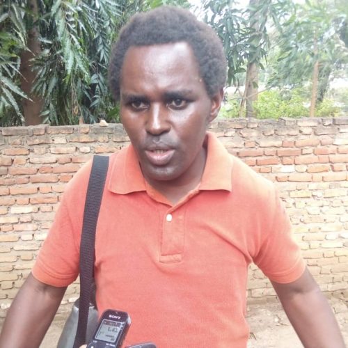 Presse : le journaliste de Bonesha FM sain et sauf mais profondément choqué (entretien)