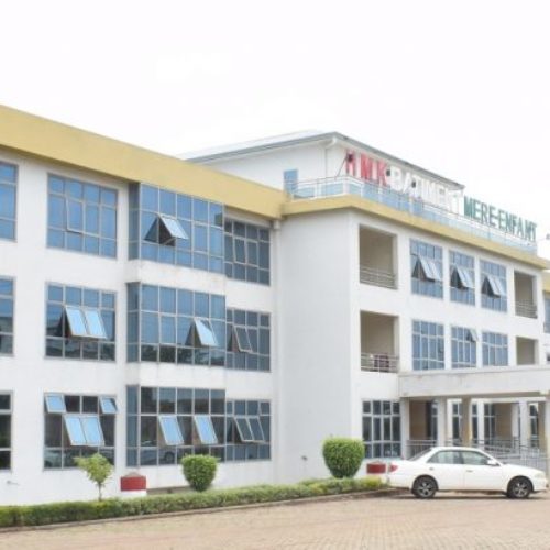 Covid-19 : au moins 2/3 du personnel soignant de l&rsquo;hôpital militaire de Kamenge testés positifs au Coronavirus