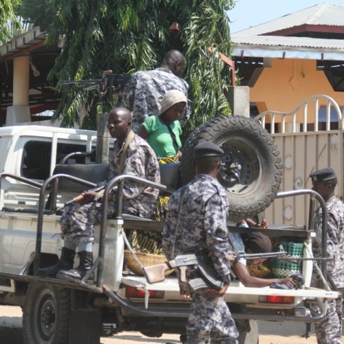 Burundi : le ministre en charge de la sécurité ne veut plus de policiers derrière n&rsquo;importe qui