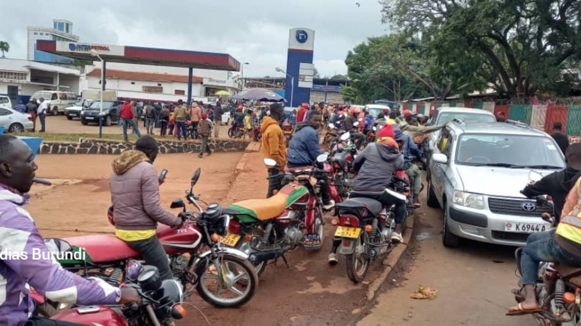 Gitega : des Imbonerakure rackettent les clients dans les stations‐service