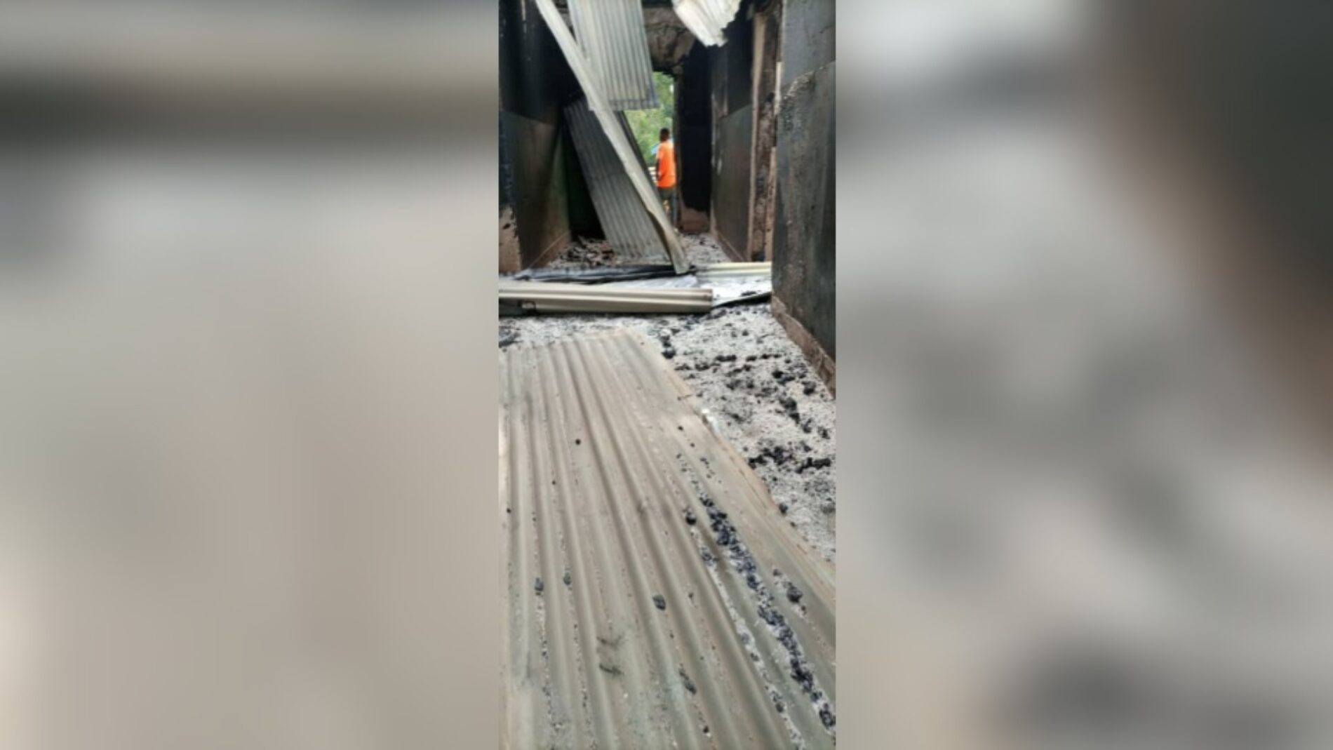 RDC (Ituri) : cinq personnes tuées et plus de 250 maisons incendiées à Irumu