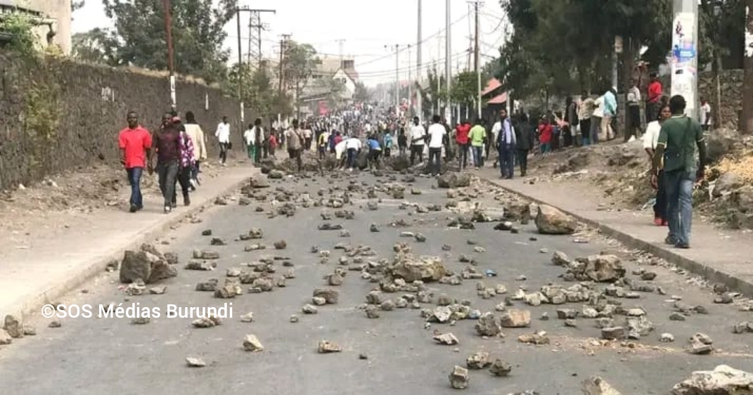 Une rue barricadée par des manifestants à Goma, le 25 juillet 2022