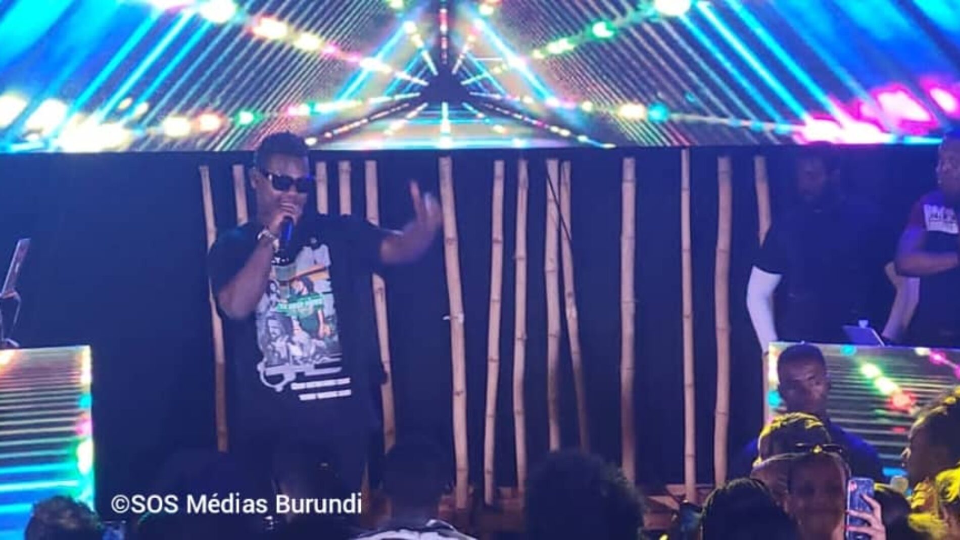 Bujumbura : du cachot au show, Bruce Mélodie se dit fier des Burundais
