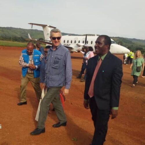 Tanzanie : le haut commissaire des Nations-Unies pour les réfugiés promet d&rsquo;améliorer les conditions de vie des réfugiés