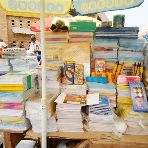 Kayanza : les cahiers deviennent plus chers à la veille de la rentrée scolaire