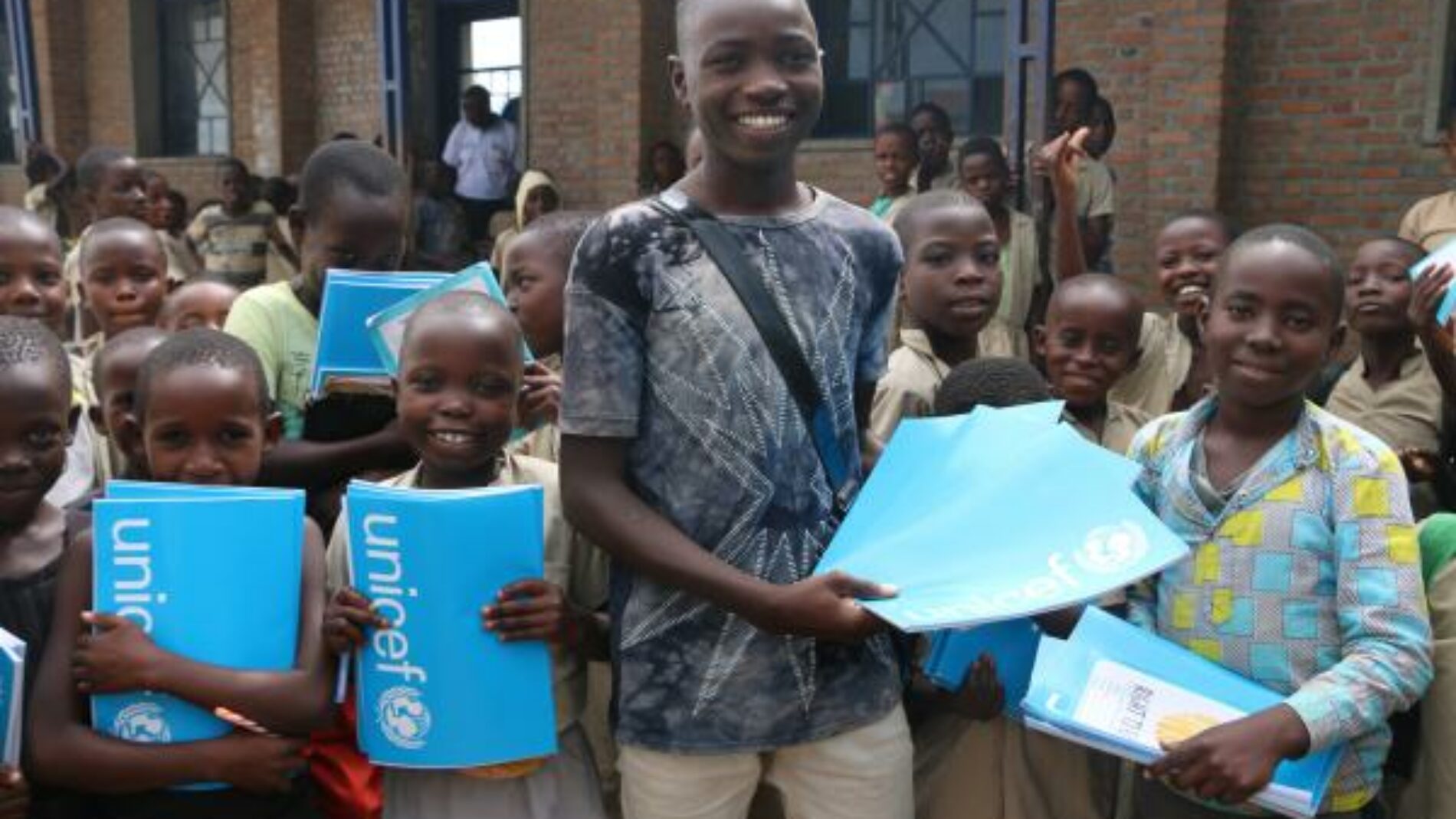 Nyanza-Lac : détournement du kit scolaire offert par l’Unicef
