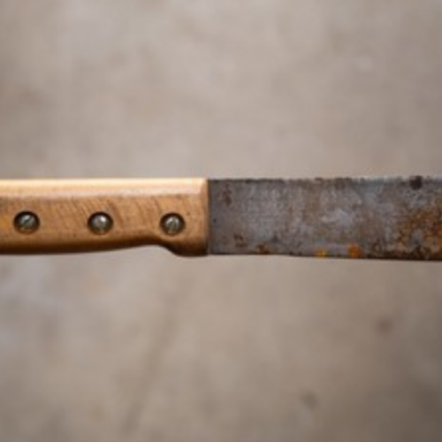 Ruyigi : a woman and a child injured with a machete in Kayongozi