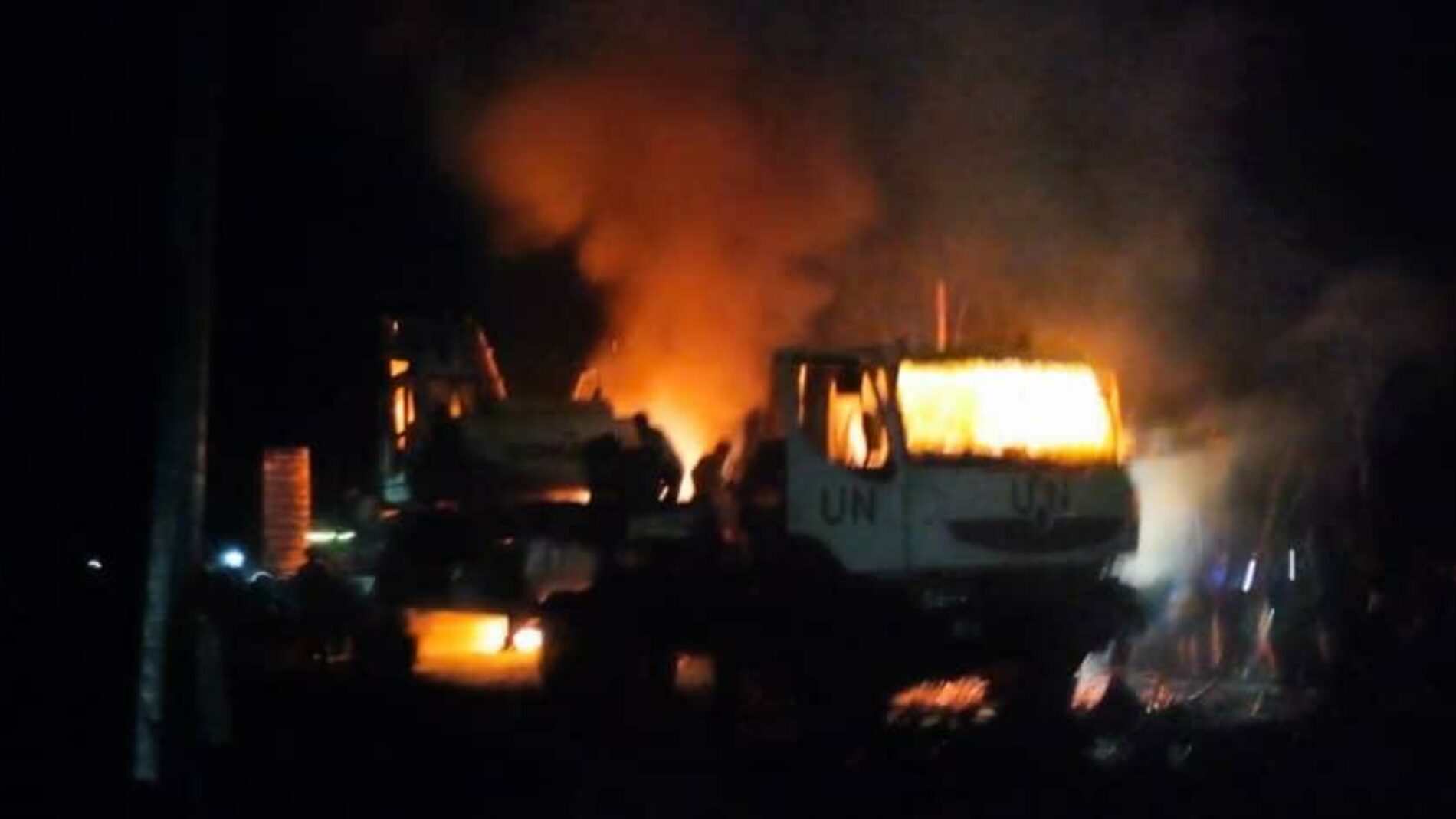 Nord-Kivu : deux casques bleus blessés et deux véhicules incendiés