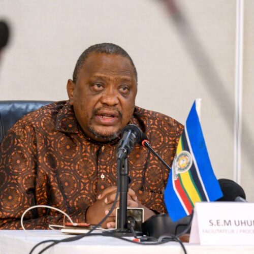 DRC: Uhuru Kenyatta tries consultations to find peace