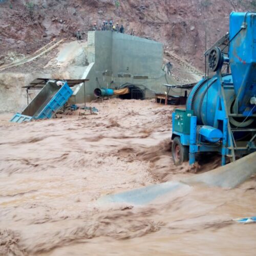 Bururi : la construction du barrage hydroélectrique Jiji- Murembwe perturbée par des inondations