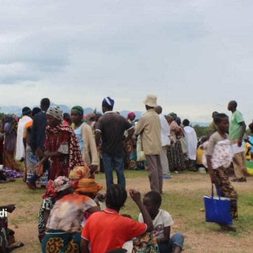 Lusenda-Mulongwe : le HCR donne de l&rsquo;argent à des réfugiés vulnérables