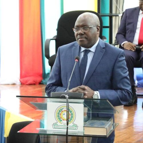 Burundi-EAC : Joseph Ntakarutimana élu président de l’EALA