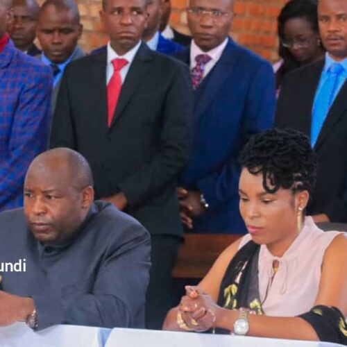 Photo de la semaine : l&rsquo;archevêque de Gitega appelle le CNDD-FDD et les autorités burundaises à promouvoir le respect des droits humains