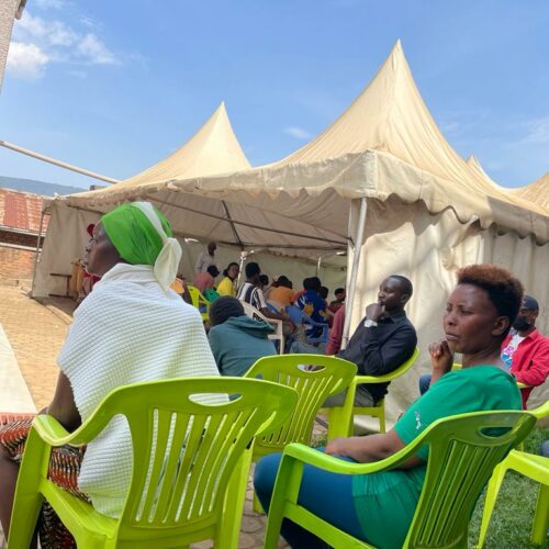 Rwanda : le HCR recrute chez les réfugiés pour le Canada