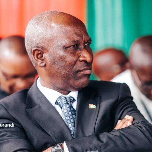 Makamba : le premier ministre menace de licencier ou de dégrader les magistrats « corrompus »
