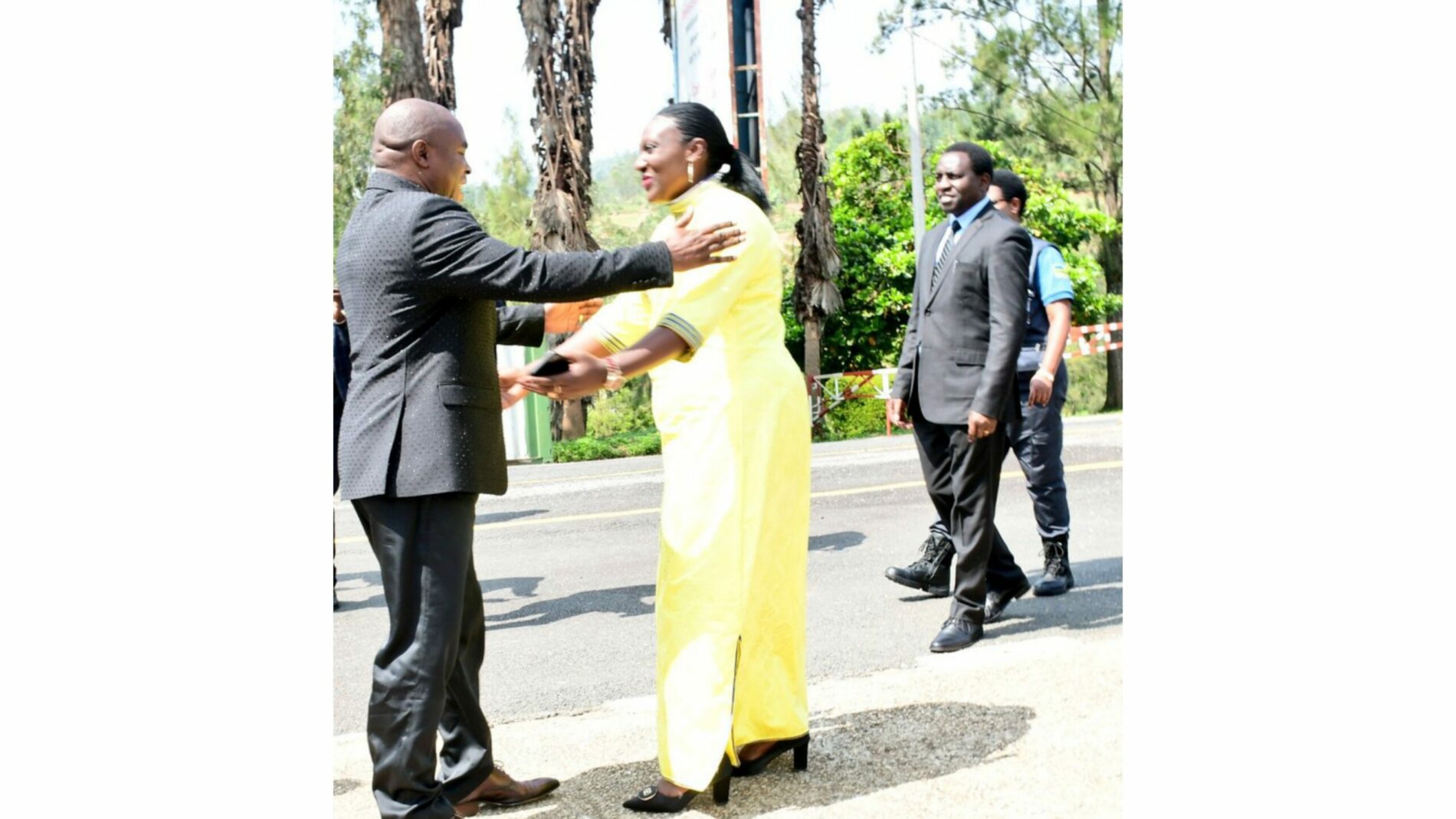 Photo de la semaine : rencontre pour arroser le renforcement des relations entre le Burundi et le Rwanda