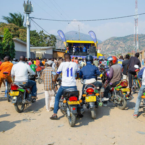 Ngozi : le gouverneur autorise les conducteur des tricycles et bicycles à circuler la nuit
