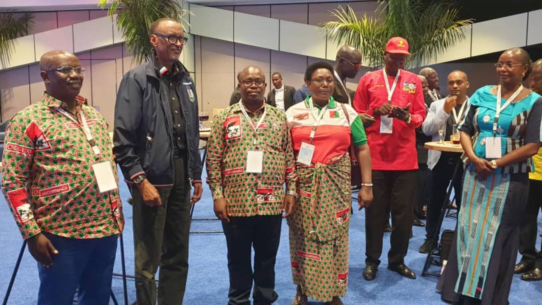 Photo de la semaine : le CNDD-FDD et le FPR-Inkotanyi coopèrent