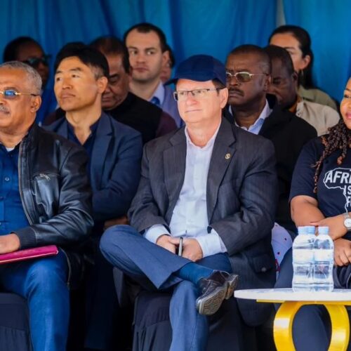 Rwanda : visite des diplomates accrédités à Kigali au camp de Mahama