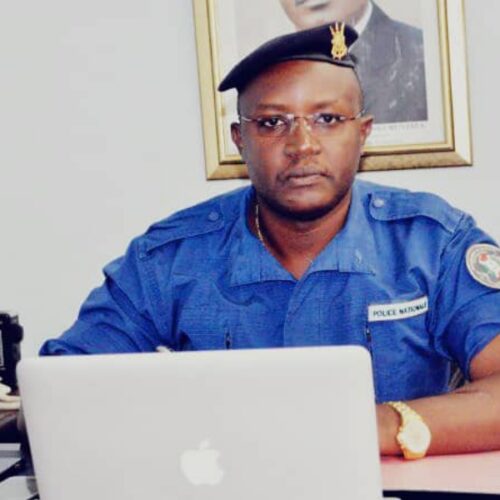 Burundi : l&rsquo;ancien premier ministre Alain Guillaume Bunyoni aurait fui le pays, deux officiers de la police interpellés