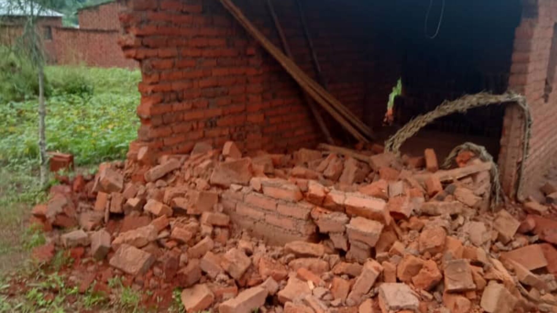 Kibago : un bâtiment du CNL démoli